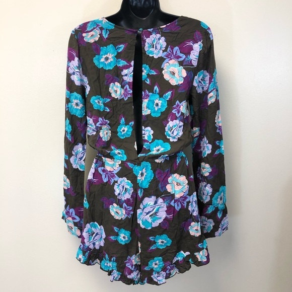 Altar'd STATE floral long sleeve romper - Picture 2 of 5